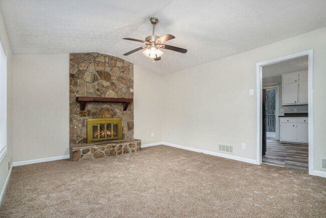 Photo - 3 Bedroom 2 Bathroom House