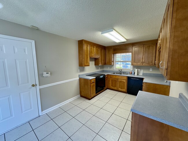Photo - 176 Barnstable Ct