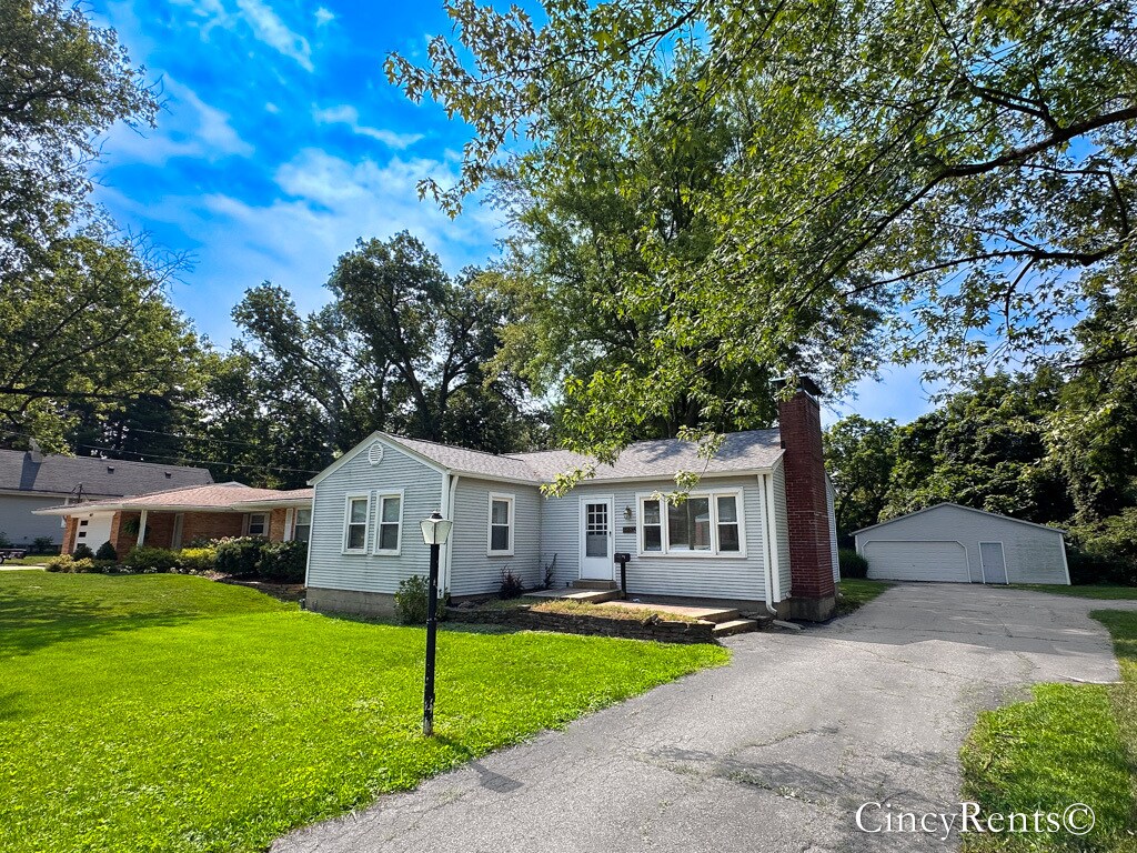 Photo - 4657 Kugler Mill Rd (Cincinnati, OH)