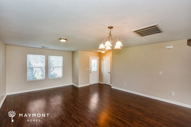 Photo - 124 Fire Fly Ln