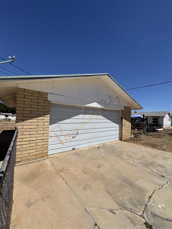 Photo - 2380 Carver Ave