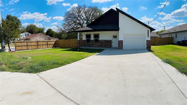 Photo - 4025 Lake St