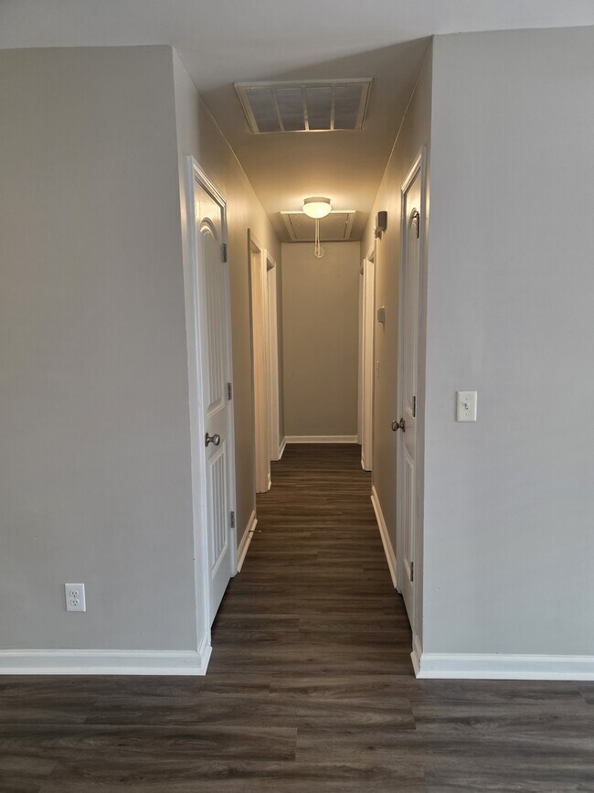 Photo - 132 Neva Ave