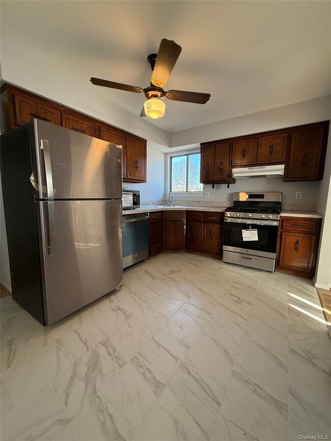 Photo - 227 N Walnut St