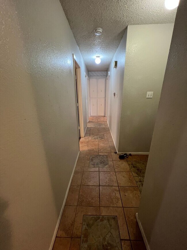 Photo - AVAILABLE NOW! 3/2/2