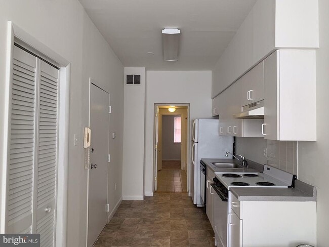 Photo - 1203 Locust St