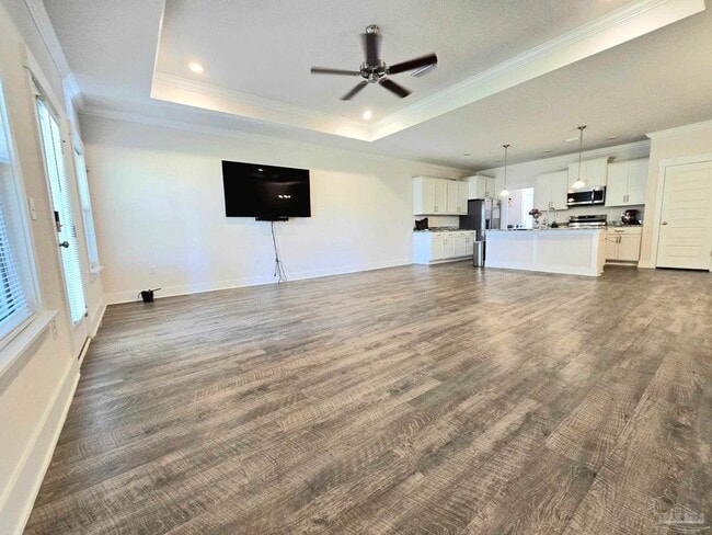 Photo - 1862 Finch Ln