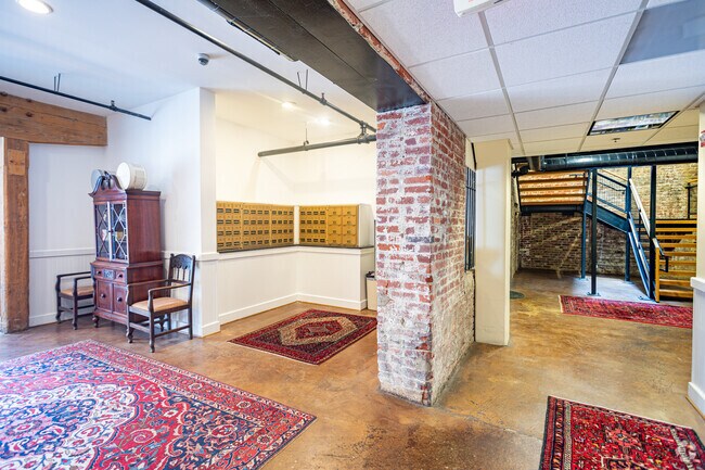 Pohlig Box Factory Apartments