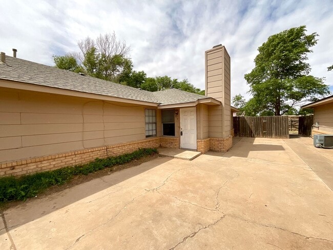 Photo - 6108 37th St Unit B