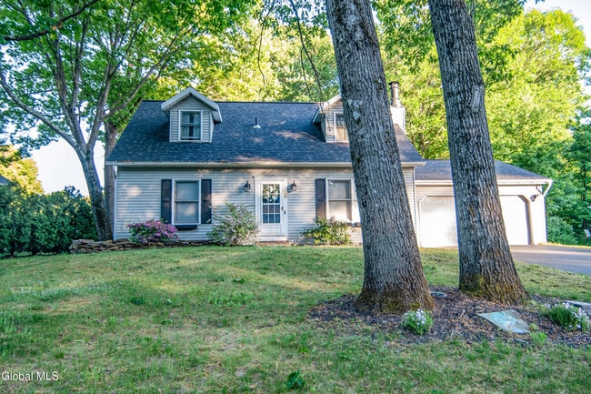 Photo - 15 Longwood Dr