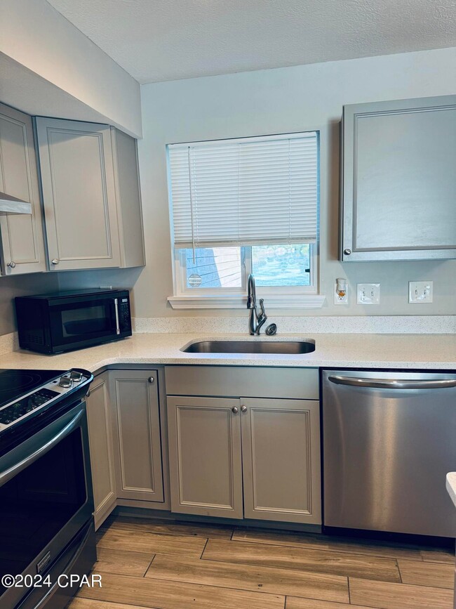 Photo - 1006 Wildwood Rd