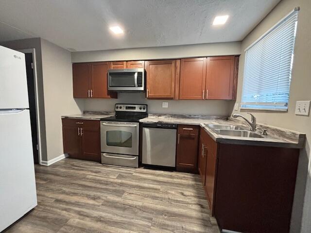 Photo - 3289 Reis Ave