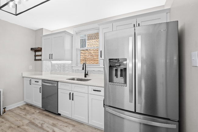 Photo - 52 Owendale Ave