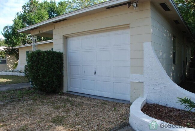 Photo - 830 65th Ave S