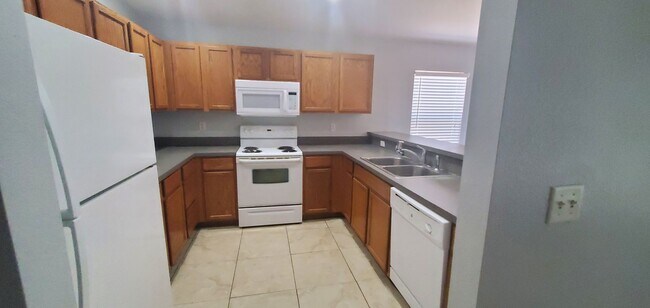 Photo - 338-340 Rockland St Unit 340 Rockland St