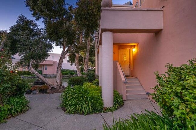 Photo - 808 Lakeshore Dr.