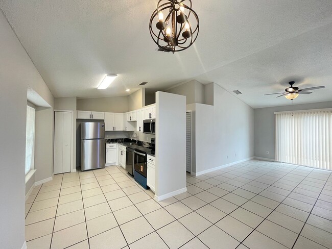 Photo - 312 San Gabriel St