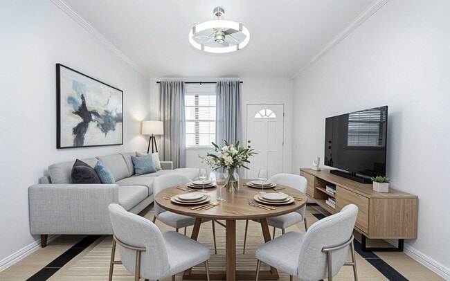 Building Photo - 9400 Bellaire Blvd Unit 607