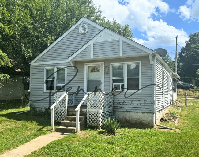 Photo - 1327 W 24TH St S House