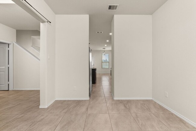 Photo - 3715 White Gardenia Ln