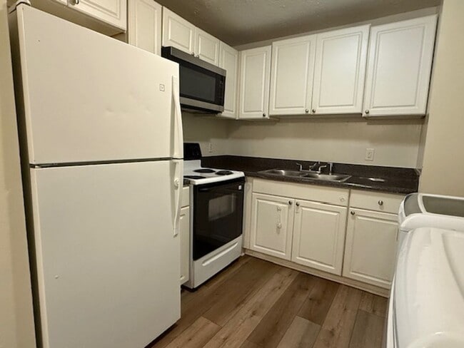 Photo - Rustwood Unit 205 Rustwood Drive