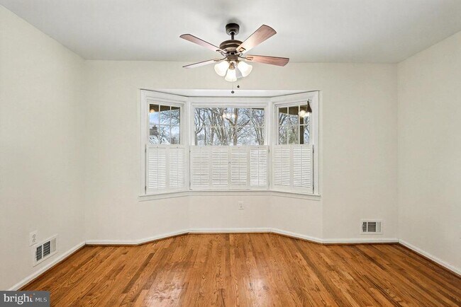 Photo - 7609 Mulberry Bottom Ln