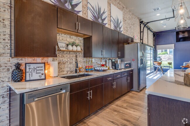 Clubhouse - Cedar Ridge Apartments