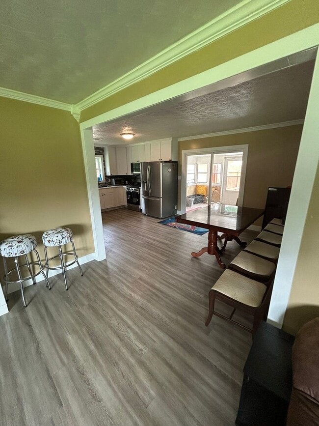 Photo - 1230 S Rogers St