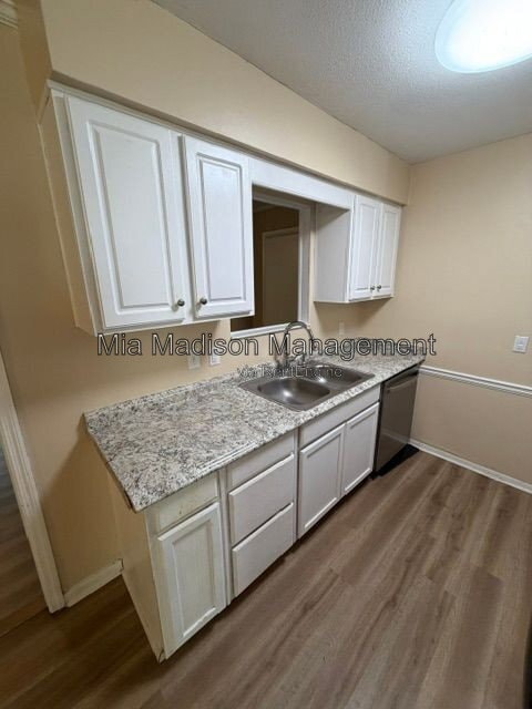 Photo - 9406 Dunwoody Dr