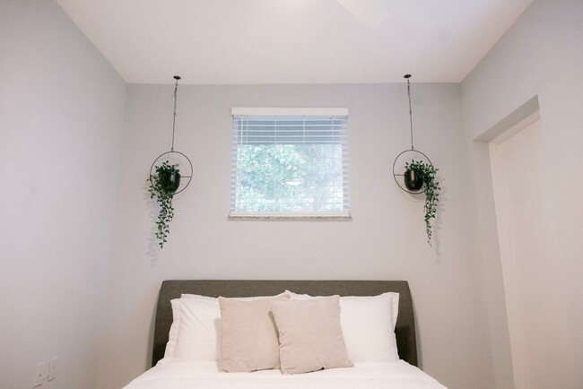 Photo - 2616 S Crystal Lake Dr Unidad B