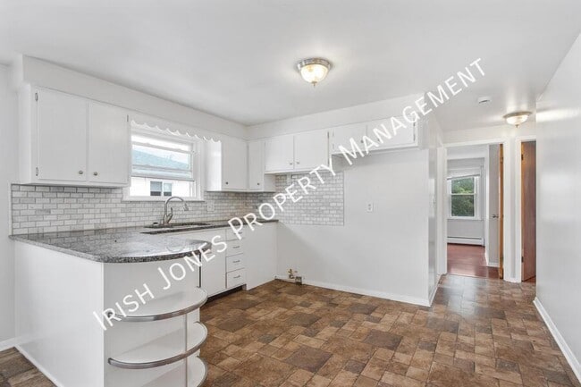 Photo - 425 Callodine Ave Unit Apt. 2