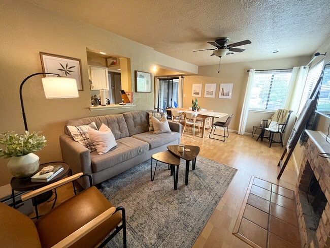 Photo - 421 W San Antonio St Condo Unit D4