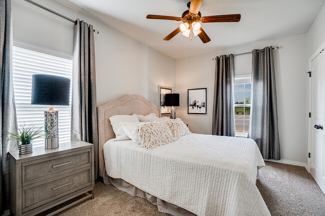 River Rock - 2 Bed / 2 Bath - 1,024 Sq.Ft.