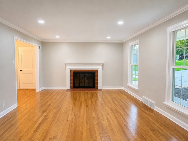 18 Winslow Ln