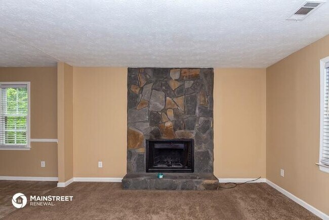 Photo - 2808 Mountbery Dr SW, Snellville, GA 30039