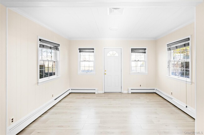 Photo - 250 West Ave