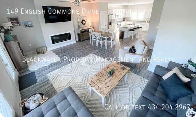 Photo - 149 English Commons Dr