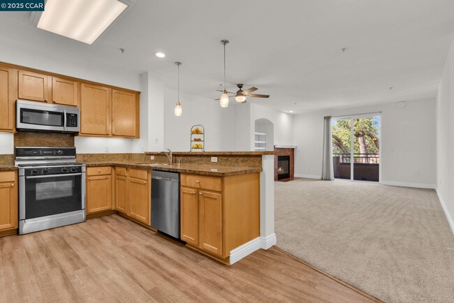 Photo - 1310 Creekside Dr Unit 303