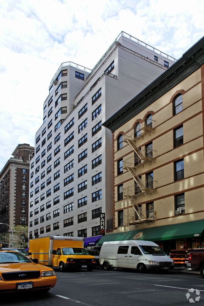 Building Photo - Lexington Towers Rental