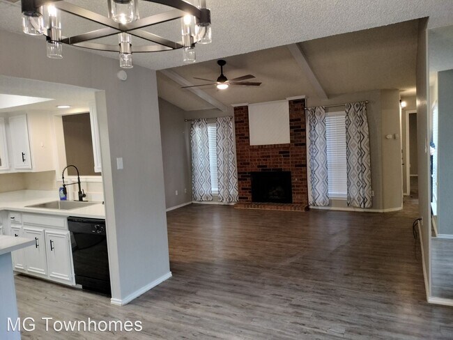 Photo - 2 br, 2 bath House - 5557 93rd St