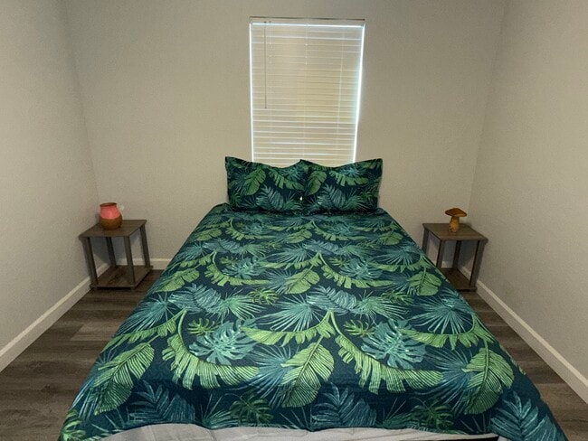 Upstairs Duo Suite #2 - 19996 W Mesquite Dr