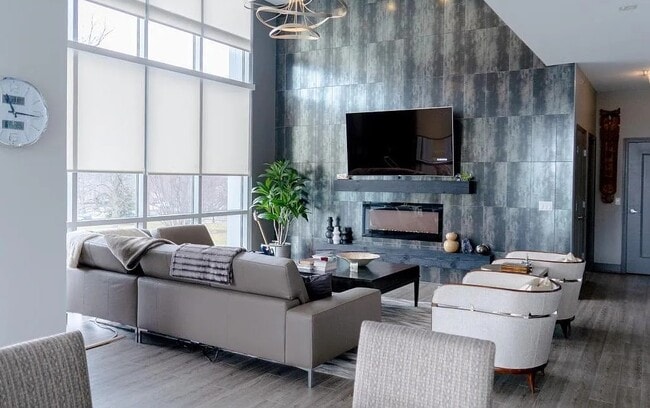 Photo - 600 East Ave Luxury Apartments