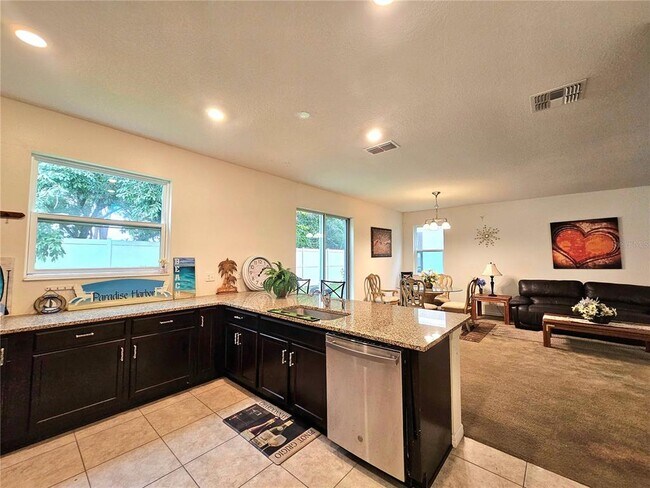 Photo - 8273 Artisan Way