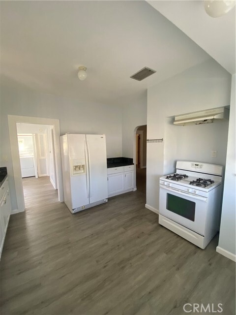 Photo - 500 W 3rd St