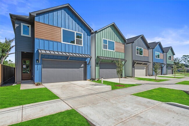 Photo - 1308 Neiman Ln