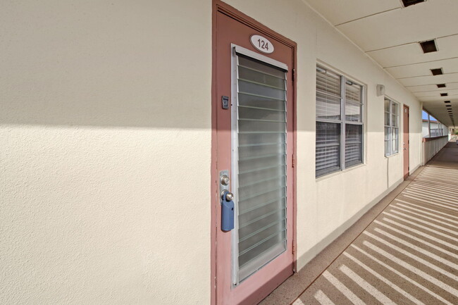 Photo - 124 Preston Way