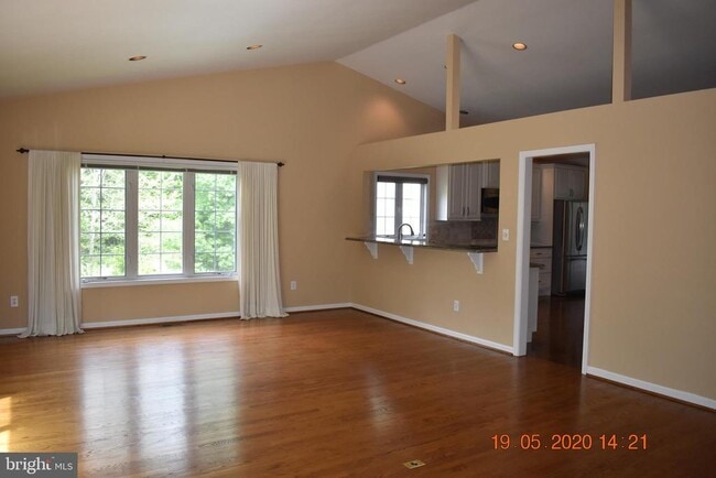 Photo - 16 Michael Ct