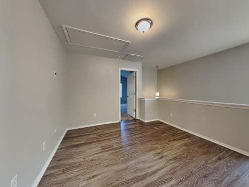 Photo - 515 Meadowbrook Dr