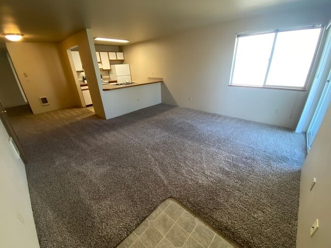 Photo - 804 Juniper Ave