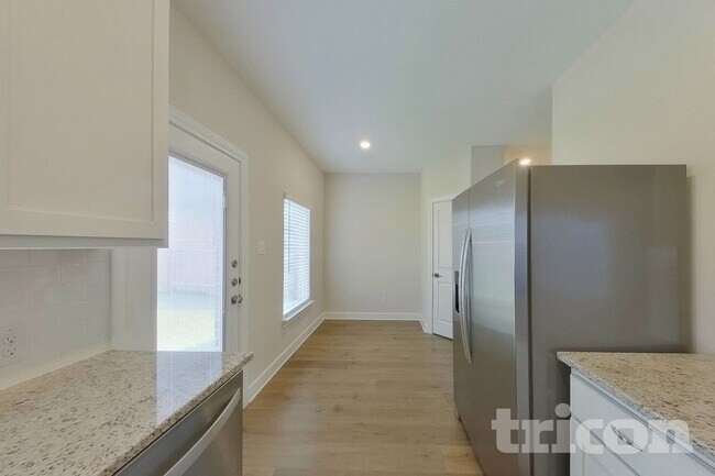 Photo - 1206 Dye Blvd